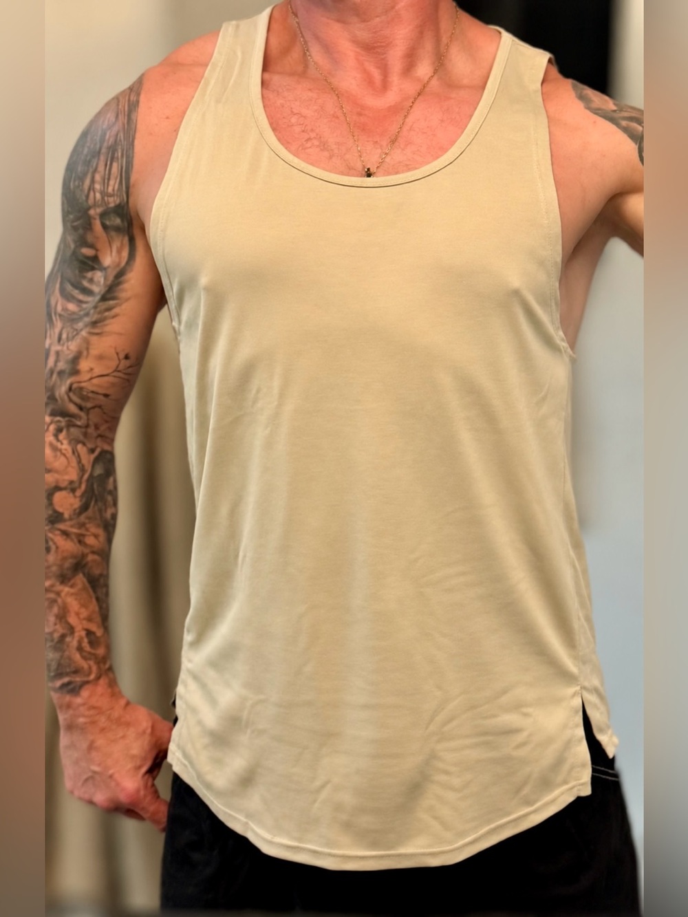 MAGIFTBOX Men’s L Beige Mesh Workout Tank Top Longline Gym Athletic